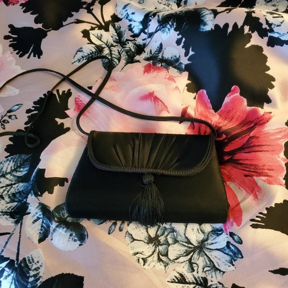 La Regale Black Satin Evening Bag with Tassel - Picture 1 of 12